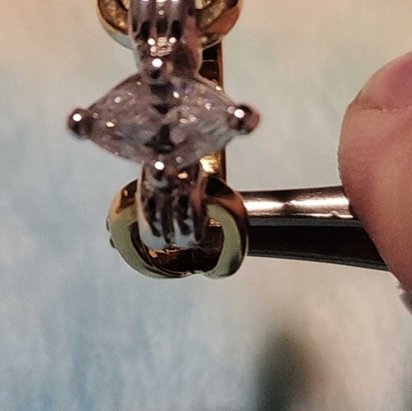 CZ pear shaped, yellow and white gold tone size 9 - Picture 5 of 7